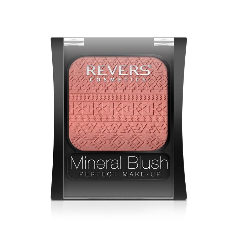 MINERAL BLUSH PERFECT MAKE-UP 3
